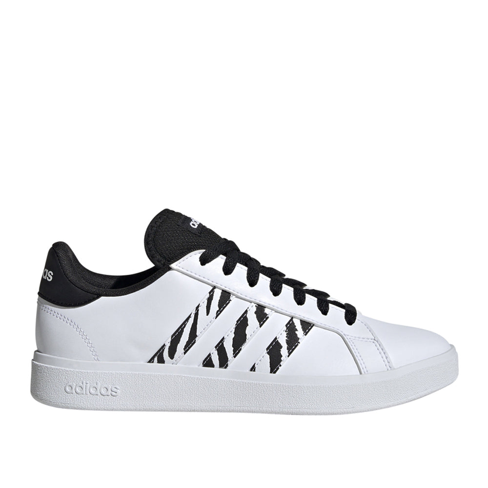 520001-adidas-js2889ftwwhtftwwhtcblack_a201528a-46ca-4e59-ac0b-283c3277984b.jpg