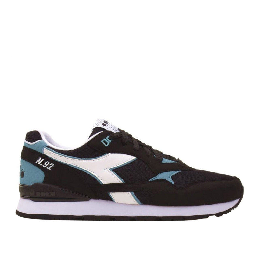 520001-diadora-173169d1185_41cdb3e3-f2cb-4917-b173-8a32e312f991.jpg