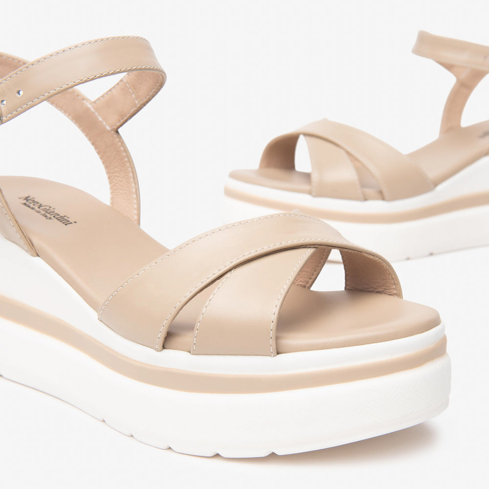 Sandalo NeroGiardini Donna - Beige