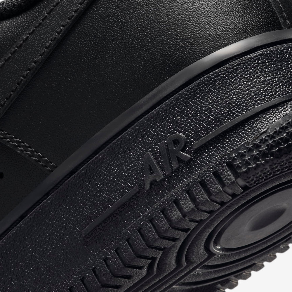 Sneakers Nike Air Force 1 07 Uomo - Nero